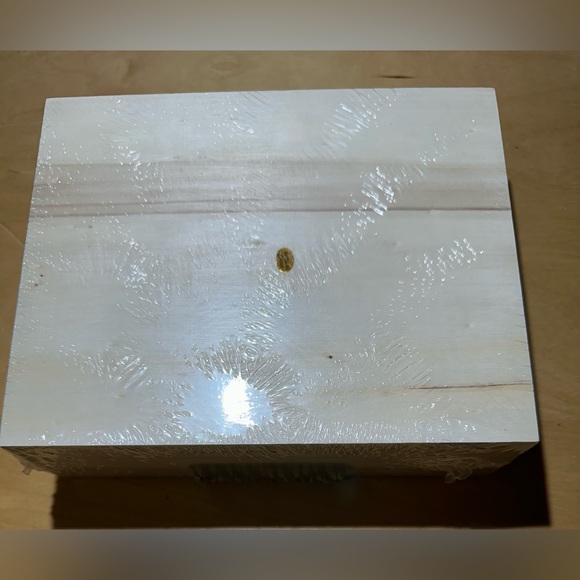 🏥 Kaiser Permanente Boxed Spa Kit, NWT/unopened - Picture 3 of 4